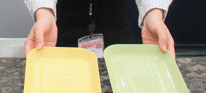 バイオマスプラスチック製カルトンの導入
